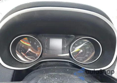 2021 Jeep Compass Latitude 4X4 z USA, uszkodzony, nr VIN 3C4NJDBB5MT547377